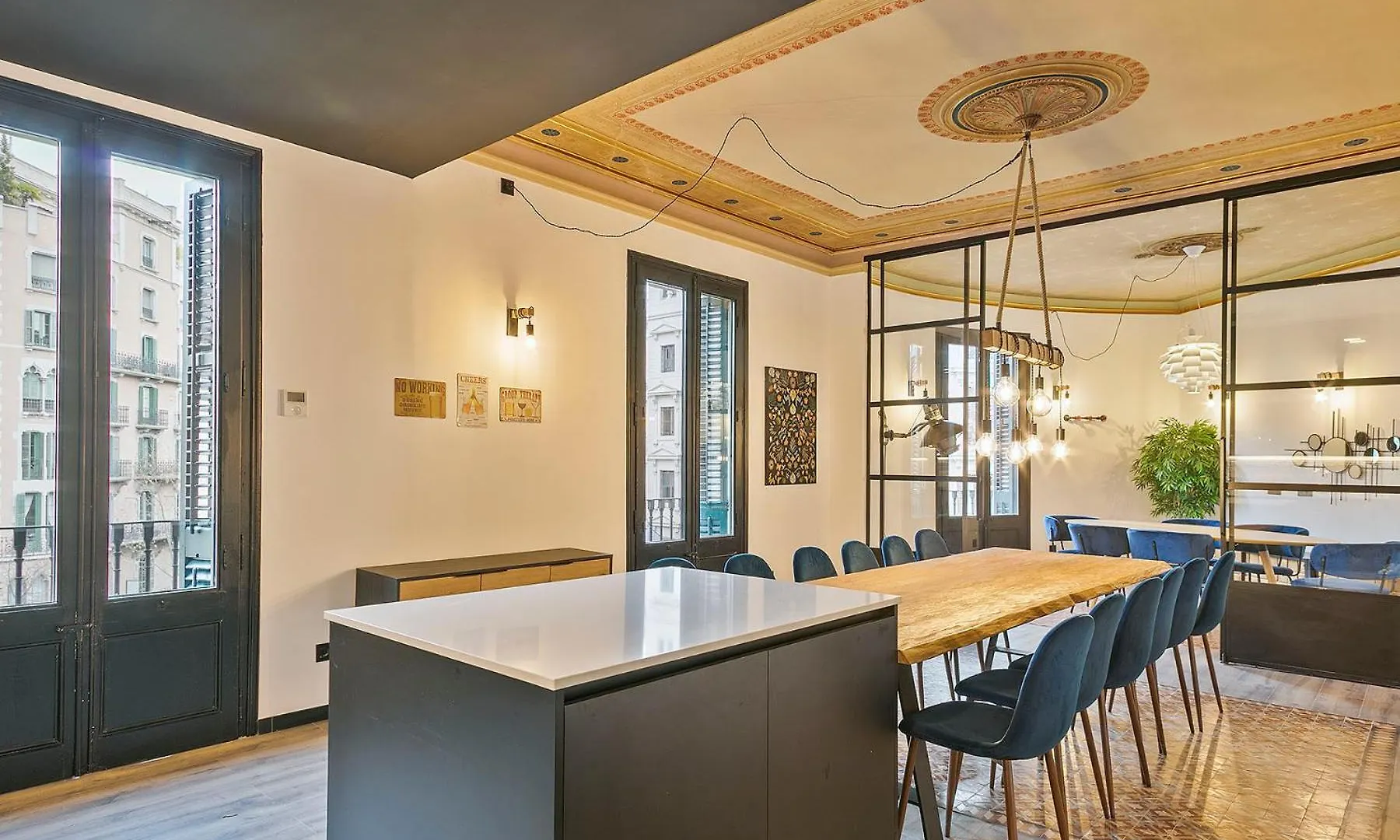 Midtown Luxury Apartments By Sweett Barcelona Spain