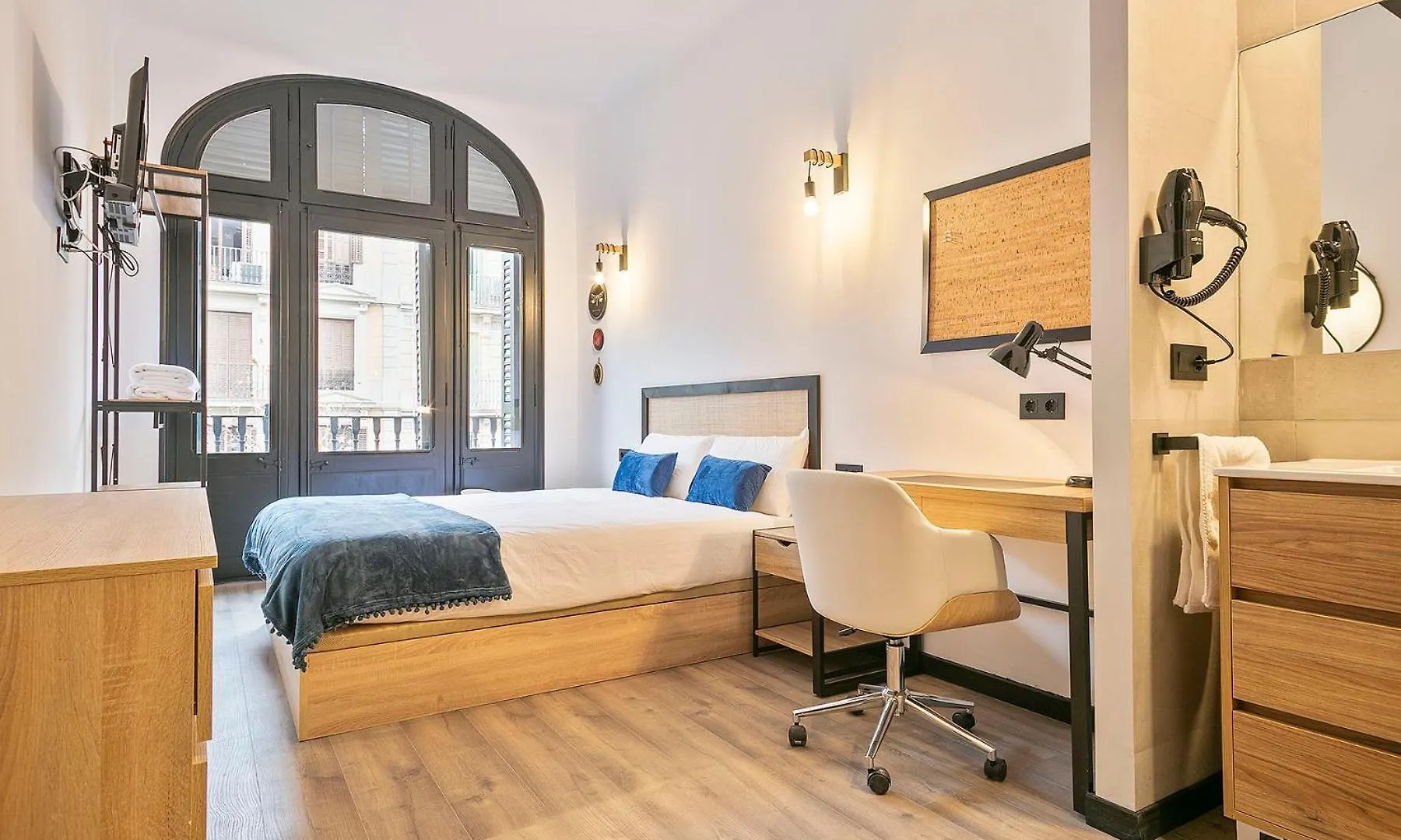 Midtown Luxury Apartments By Sweett Barcelona 0*,  Spain